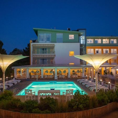 Hotel Bryza Resort & Spa يوراتا المظهر الخارجي الصورة