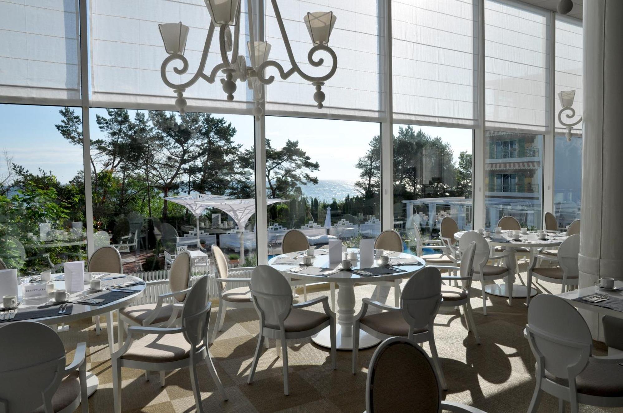 Hotel Bryza Resort & Spa يوراتا المظهر الخارجي الصورة